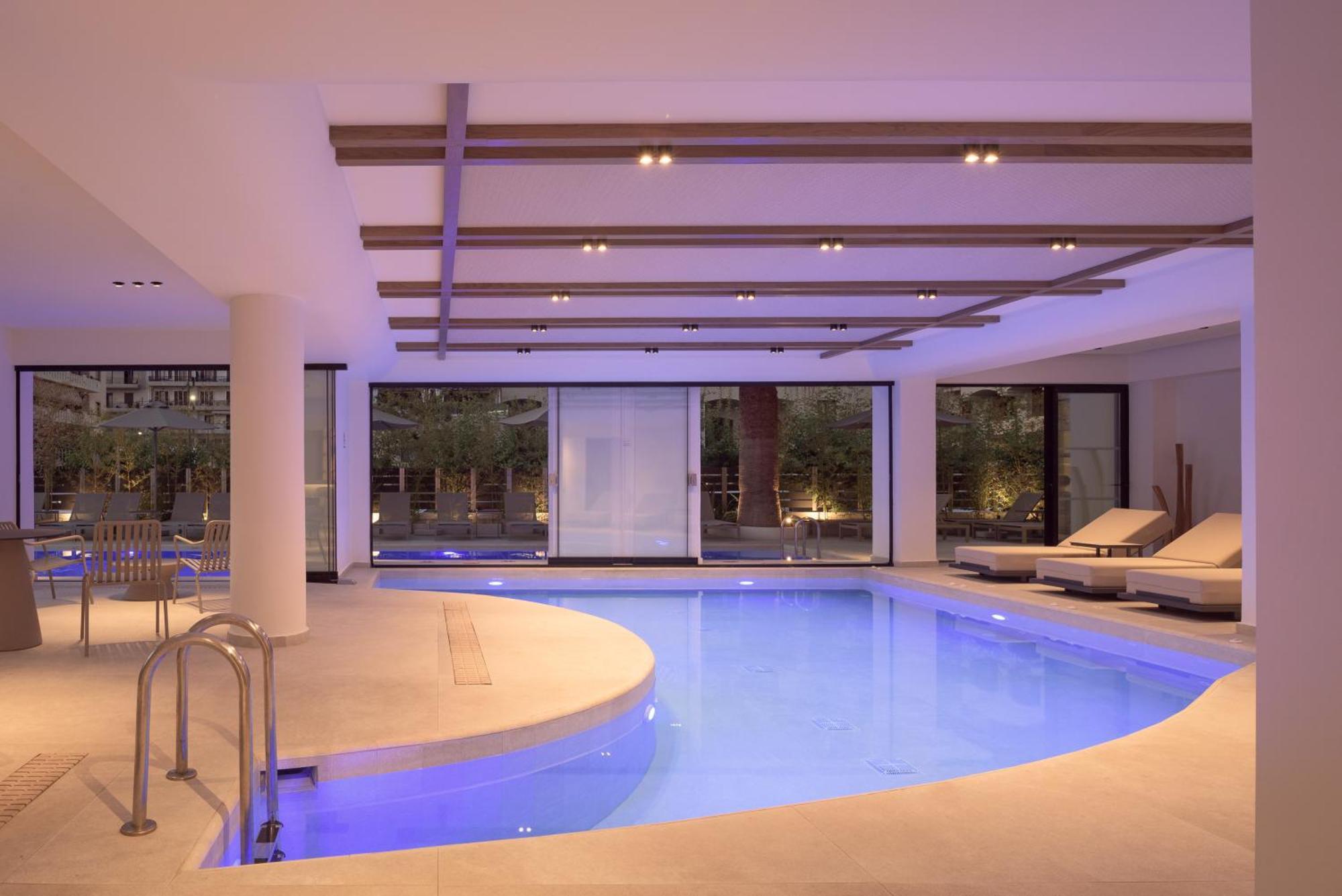 Theartemis Palace