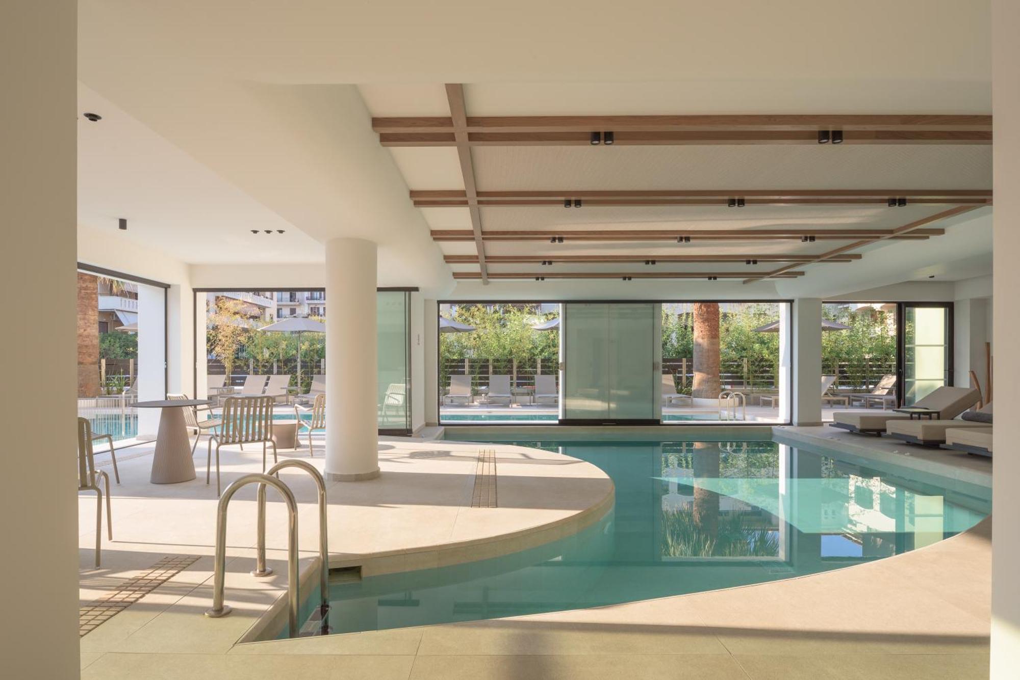 Theartemis Palace Hotel 4*