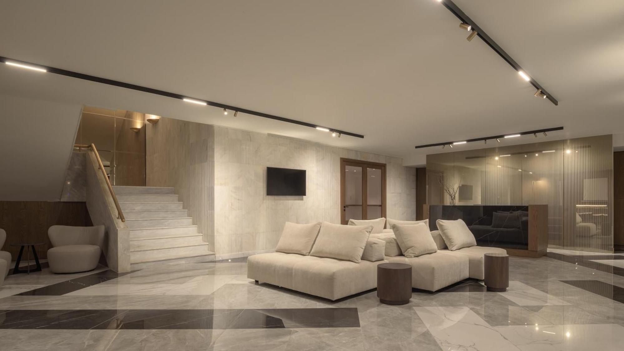 Theartemis Palace 4*